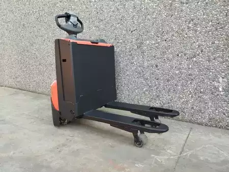 Transpallet elettrici 2022  Toyota LWE140 LITIO (4)
