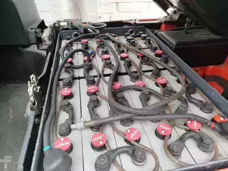 Eléctrica de 3 ruedas 2018  Linde E16C-02 EVO (9)