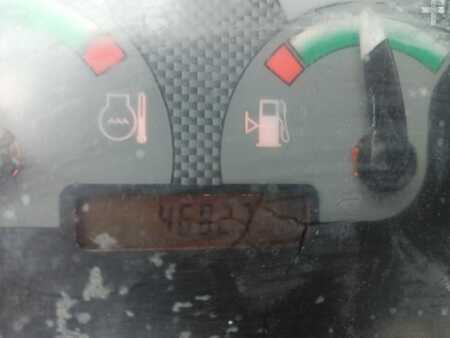 Wózki widłowe diesel 2002  Yale GDP40LJ (9)
