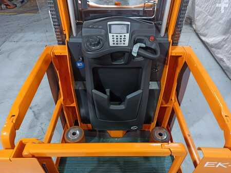 Plocktruckar vertikal 2016  Still EK-X24 (5)