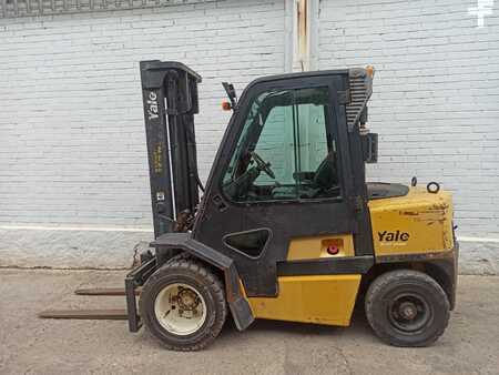 Empilhador diesel 2002  Yale GDP40LJ (2)