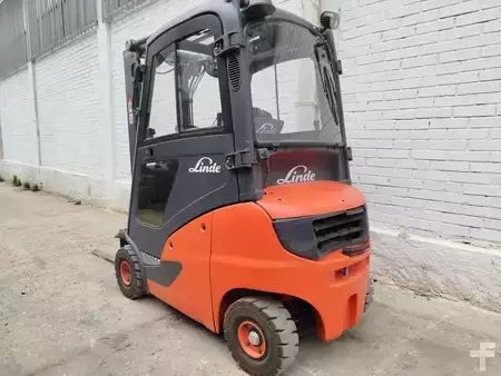 Empilhador diesel 2017  Linde H16D-01 (3)