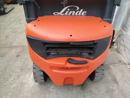 Empilhador diesel 2017  Linde H16D-01 (6)