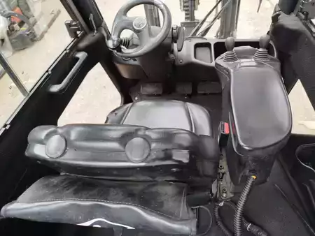 Empilhador diesel 2017  Linde H16D-01 (7)