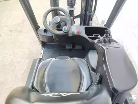 Elektro tříkolové VZV 2019  Linde E15-02 EVO (8)