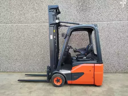 Elektro tříkolové VZV 2019  Linde E15-02 (2)