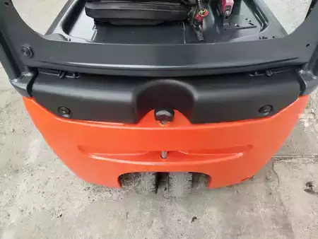 Eléctrico - 3 rodas 2018  Linde E14-02 EVO (6)