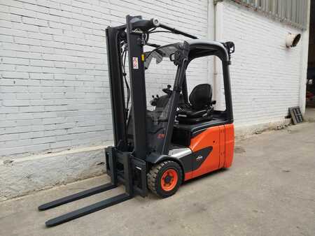 Chariots électriques à 3 roues 2019  Linde E15-02 EVO (1)