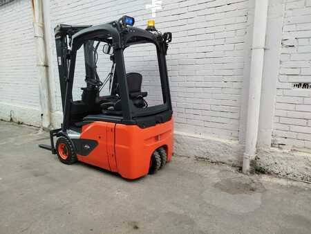 Chariots électriques à 3 roues 2019  Linde E15-02 EVO (3)