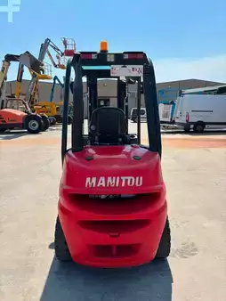 Dieselový VZV 2023  Manitou MI25D (4)