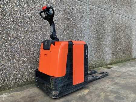 Niederhubwagen 2013  BT LPE240 (1)