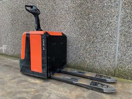 Niederhubwagen 2013  BT LPE240 (2)