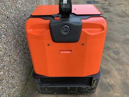 Niederhubwagen 2013  BT LPE240 (5)