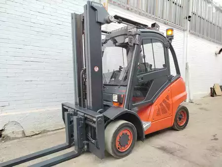 Dieselový VZV 2012  Linde H40D-01 (1)