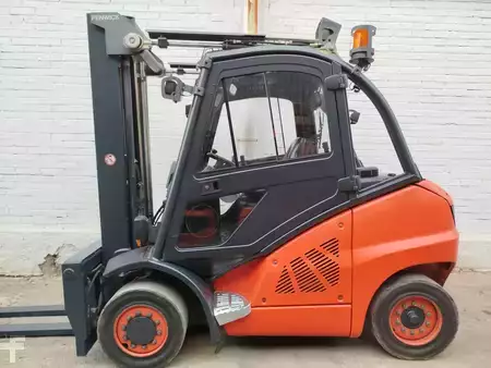 Dieselový VZV 2012  Linde H40D-01 (2)