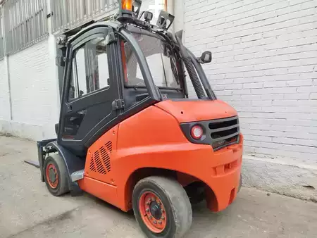 Dieselový VZV 2012  Linde H40D-01 (3)