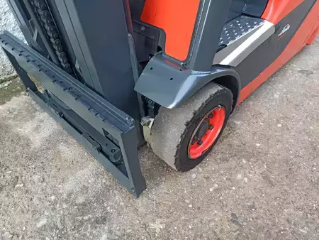 Electric - 3 wheels 2018  Linde E16H (4)