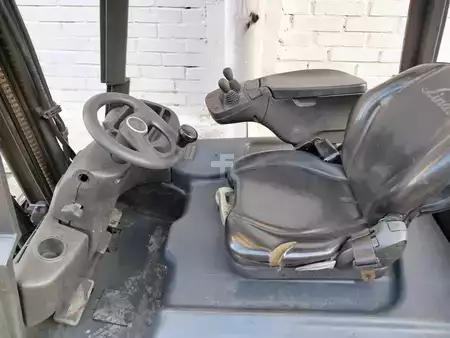 Sähkö - 3 pyör 2020  Linde E18-02 (7)