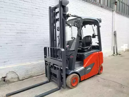 Elektro 4 Rad 2017  Linde E16PH (1)
