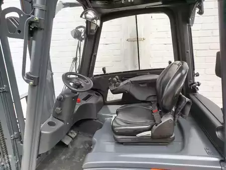 Elektro 4 Rad 2017  Linde E16PH (7)
