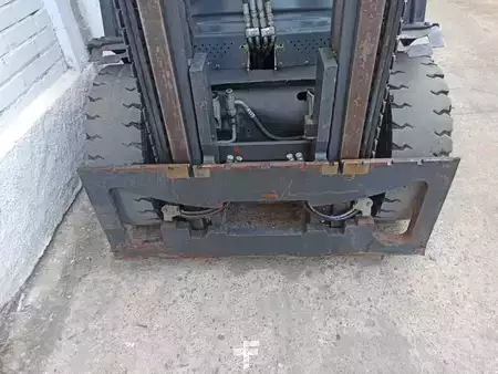 Empilhador diesel 2014  Linde H45D-02 (5)