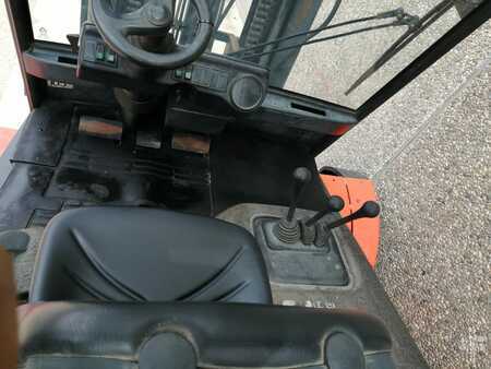 Diesel Forklifts 2005  Linde H60D (8)