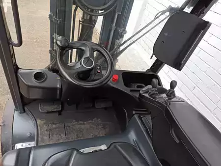 El truck - 4 hjulet 2012  Linde E25 (8)