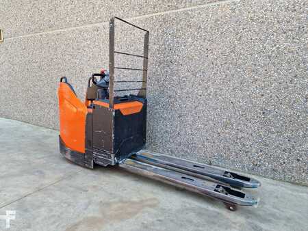 Electric Pallet Jacks 2019  BT LPE200 (3)