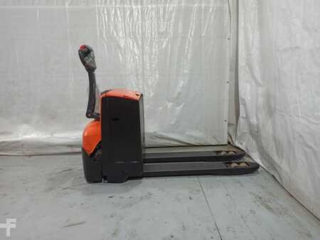 Electric Pallet Jacks 2020  BT LWE200 (2)