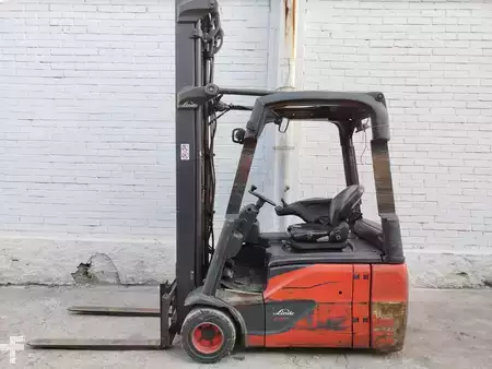 Eléctrico - 3 rodas 2020  Linde E18-02 EVO Driv (2)