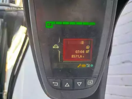Eléctrico - 3 rodas 2020  Linde E18-02 EVO Driv (8)