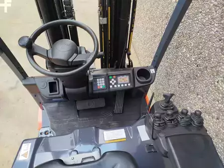 Elektro 3 Rad 2019  Toyota 8FBEK18T (8)