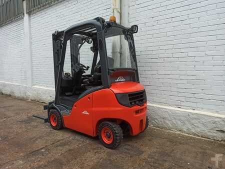 Dieselový VZV 2013  Linde H16D (3)