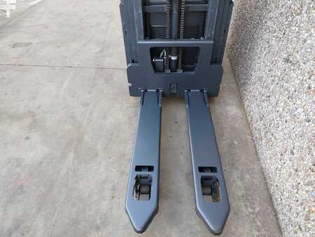 Stapelaars 2017  Linde D14SP (6)