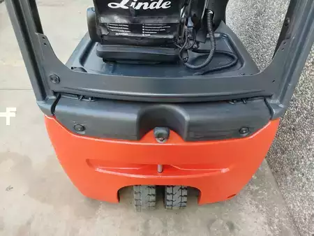 Eléctrica de 3 ruedas 2015  Linde E14 (6)