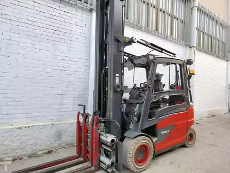 Electric - 4 wheels 2018  Linde E50/600H (1)