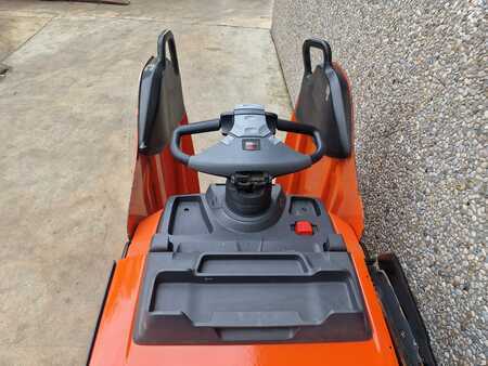 Electric Pallet Jacks 2016  BT LPE200 (6)