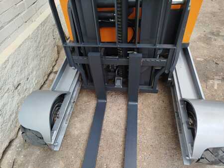 Carretilla retráctil 2020  Still FM-X20 SE (6)