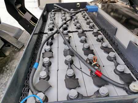 Elektro tříkolové VZV 2012  Nissan S1N1L15Q (9)