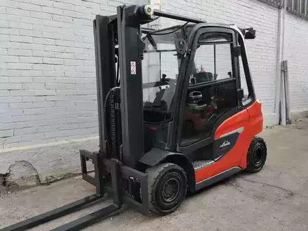 Empilhador diesel 2020  Linde H20D/600 (1)