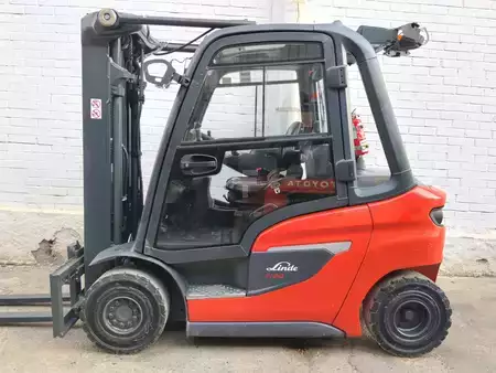 Empilhador diesel 2020  Linde H20D/600 (2)