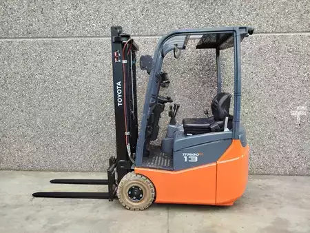Electric - 3 wheels 2018  Toyota 7FBEST13 LI (2)