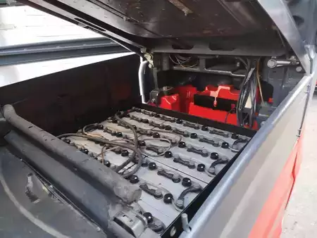 Carrelli elettrici 4 ruote 2018  Linde E45HL-01/600 (10)