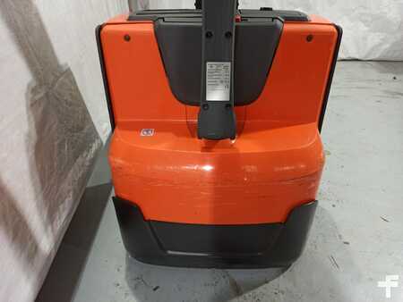 Stacker pedestre 2015  BT SWE080L (5)