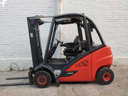 Diesel Forklifts 2015  Linde H20D/600 (2)