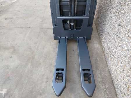 Pinontavaunu 2017  Linde D14SP (6)