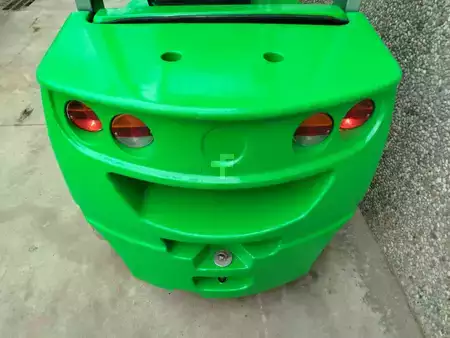 Wózki widłowe diesel 2016  Cesab M325 (6)