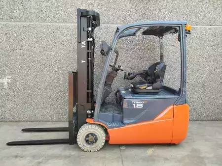 Elektro tříkolové VZV 2019  Toyota 8FBE18T (2)