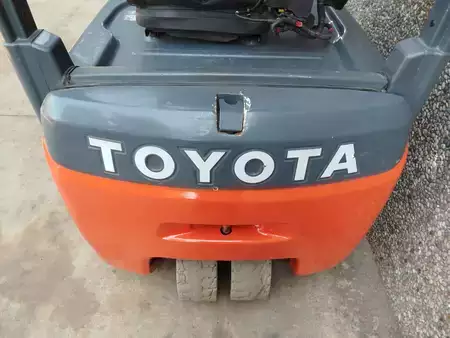 Elektro tříkolové VZV 2019  Toyota 8FBE18T (6)