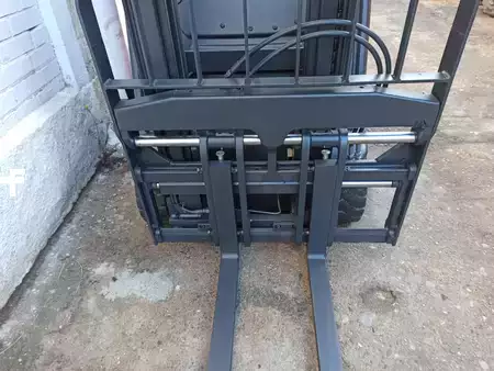 Elektro čtyřkolový VZV 2017  Linde E16PH-02 (5)